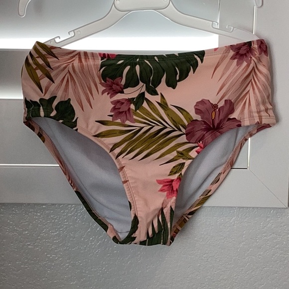 Kona Sol Other - Swimsuit bottom, Size Large, NWOT